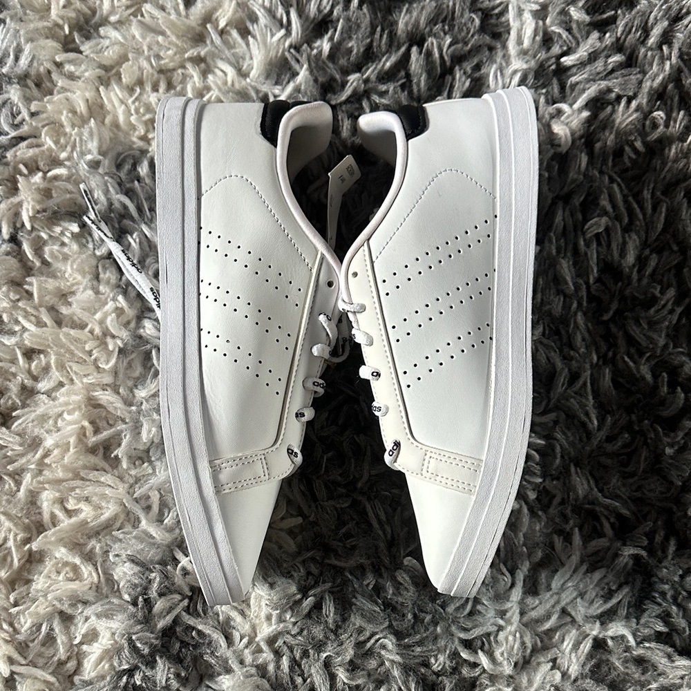 Women’s Adidas Courtpoint Base Sneakers- BRAND NEW - Picture 5 of 8
